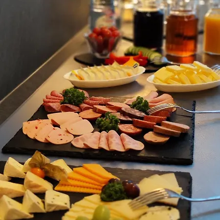 Hotel Traditions - 
